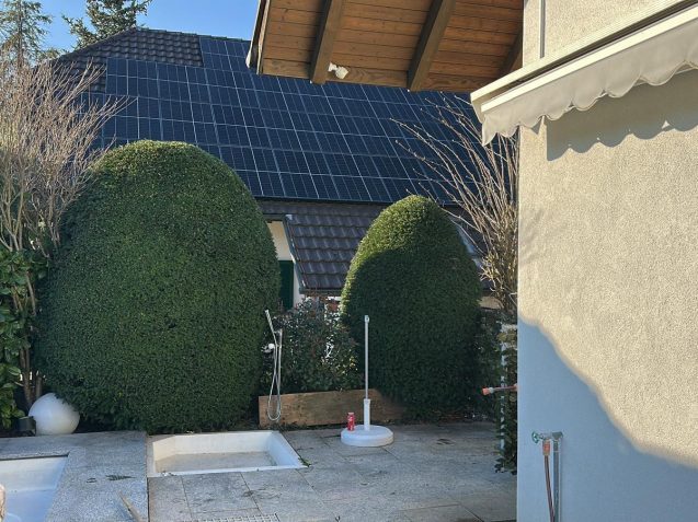 2c06970a-2522-4aee-bf3c-e118375bdb6d